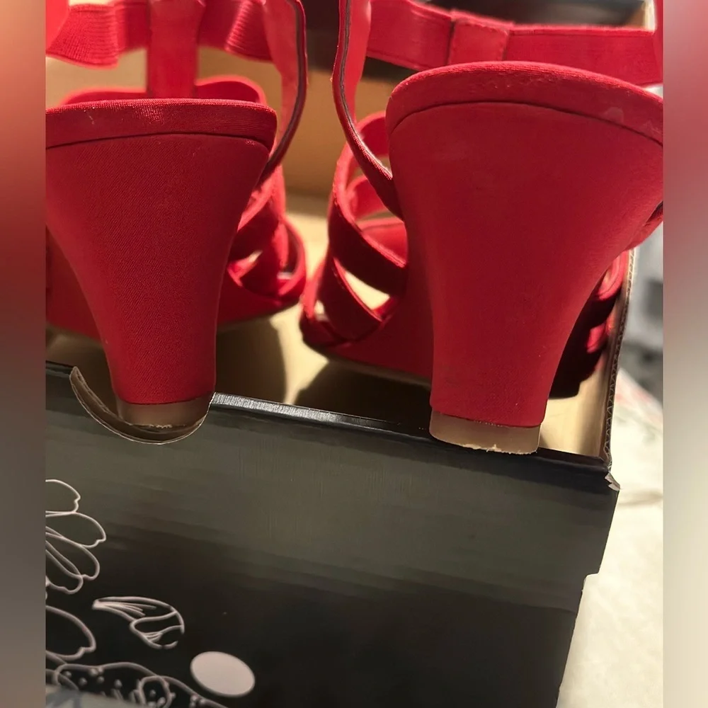 East 5th Red Wedges Size: 8.5